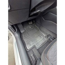 Килимки в салон Seat Leon 2020- ДВЗ гумові, чорні (AVTO-Gumm)