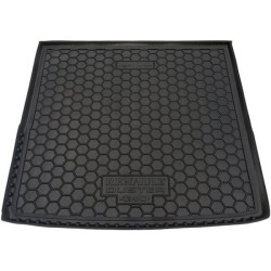 Килимок в багажник Renault Duster 2010-/2015- 4WD, із запаскою гумовий, чорний (AVTO-Gumm)