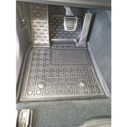 Килимки в салон Alfa Romeo Stelvio 2017- гумові, чорні (AVTO-Gumm)